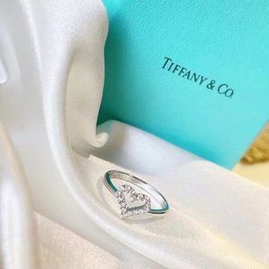 Tiffany & Co. Simple Heart Ring